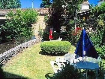Les Chemins Francis - Modern Hotel Bagnols-les-Bains エクステリア 写真