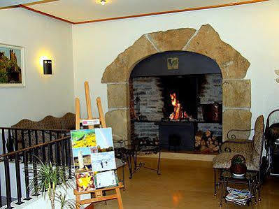 Les Chemins Francis - Modern Hotel Bagnols-les-Bains エクステリア 写真